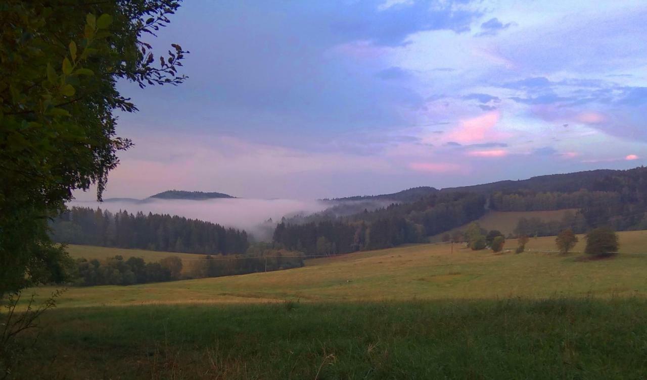Pokojiky Na Vetrne Malsin Buitenkant foto